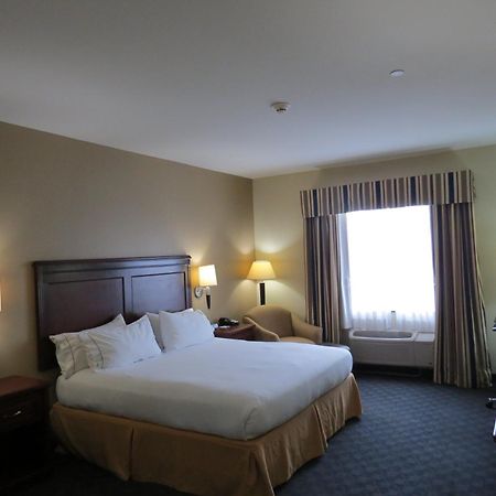 Holiday Inn Express Hotel & Suites Pampa By Ihg מראה חיצוני תמונה