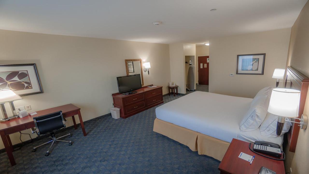 Holiday Inn Express Hotel & Suites Pampa By Ihg חדר תמונה