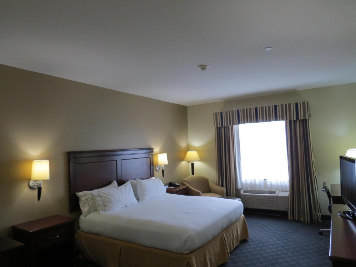 Holiday Inn Express Hotel & Suites Pampa By Ihg מראה חיצוני תמונה