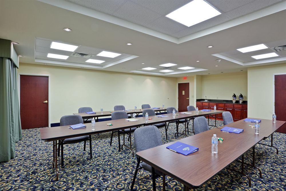 Holiday Inn Express Hotel & Suites Pampa By Ihg מתקנים תמונה