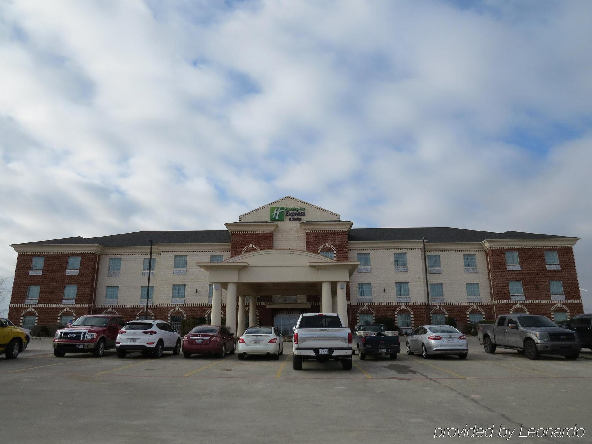 Holiday Inn Express Hotel & Suites Pampa By Ihg מראה חיצוני תמונה