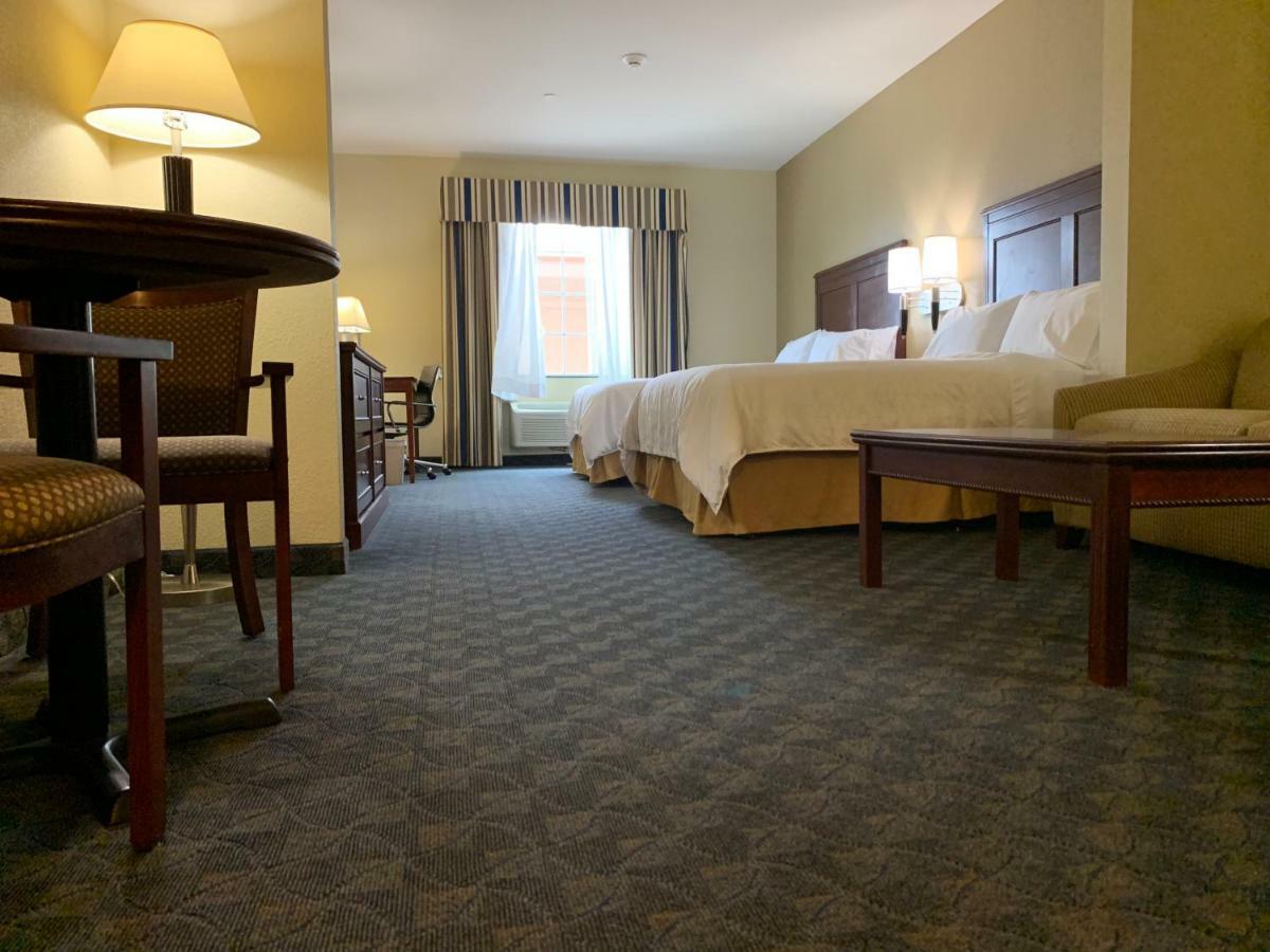 Holiday Inn Express Hotel & Suites Pampa By Ihg מראה חיצוני תמונה