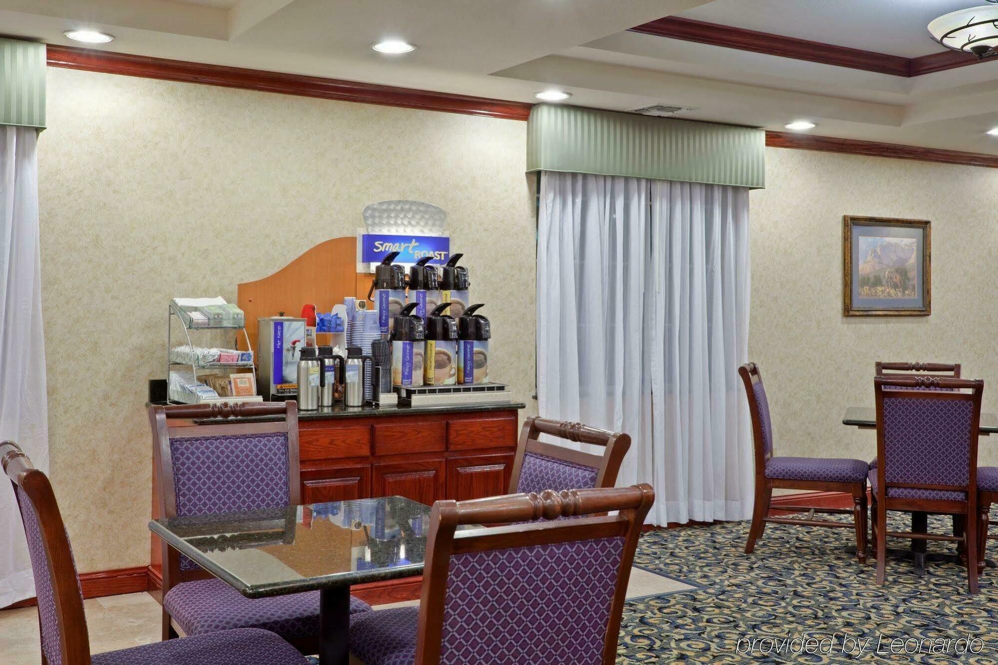Holiday Inn Express Hotel & Suites Pampa By Ihg מסעדה תמונה
