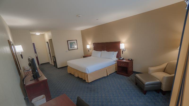 Holiday Inn Express Hotel & Suites Pampa By Ihg מראה חיצוני תמונה
